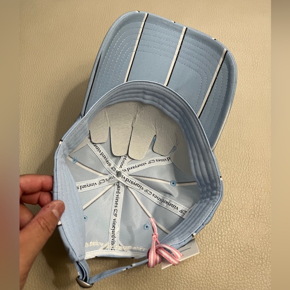 NWT - Vineyard Vines Adult Baseball Cap - Picture 7 of 9